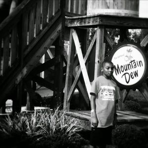 Meet your Posher, Latia